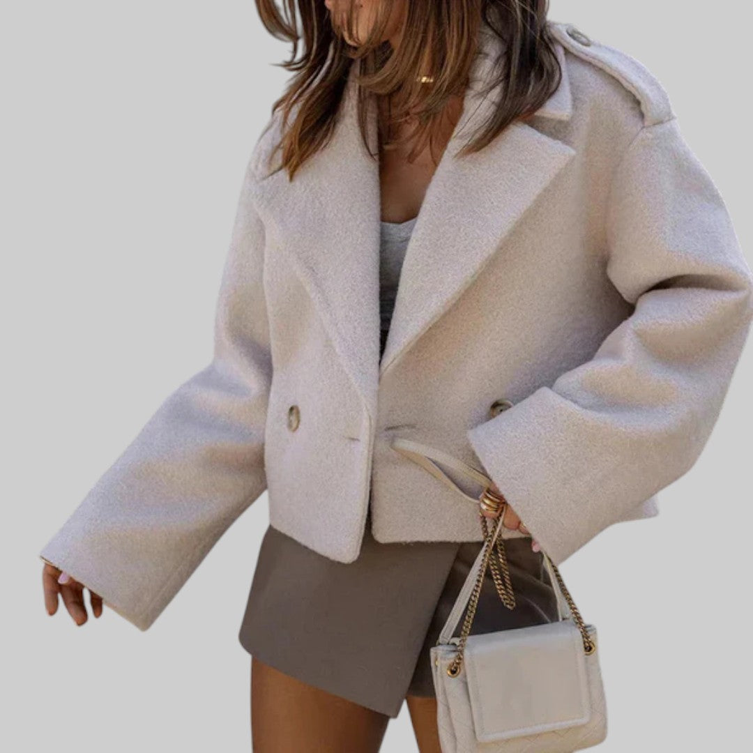 IVETA | Dámský zimní kabát s dvojitým zapínáním a širokým límcem